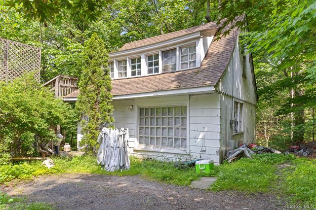 210 Route 100, Katonah, NY 10536