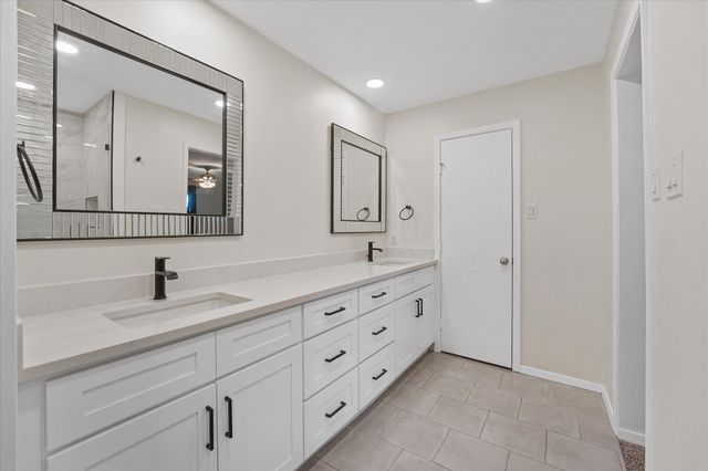 4007 Ridgebrook Drive, Arlington, TX 76015