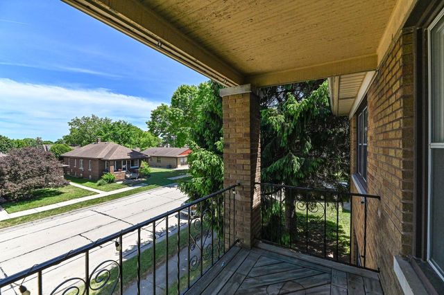3340 10th AVENUE, Racine, WI 53402