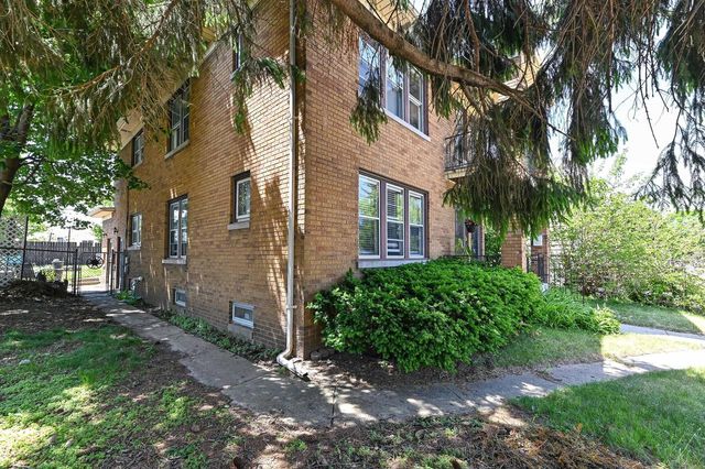 3340 10th AVENUE, Racine, WI 53402