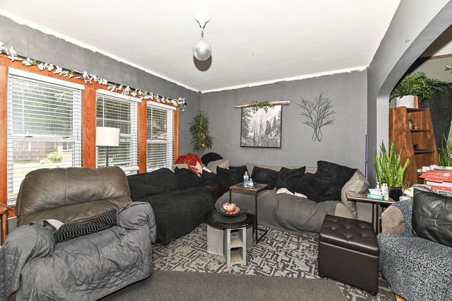 3340 10th AVENUE, Racine, WI 53402