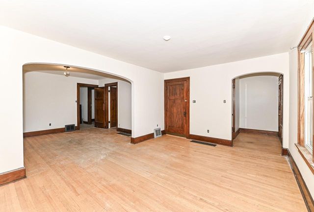 3340 10th AVENUE, Racine, WI 53402