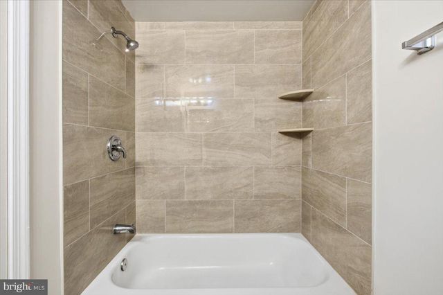 1023-A MARGATE CT, Sterling, VA 20163