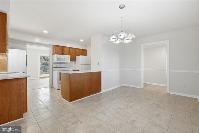 1023-A MARGATE CT, Sterling, VA 20163