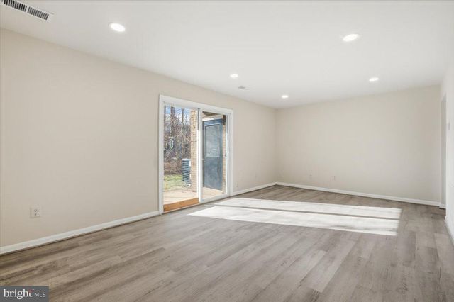 1023-A MARGATE CT, Sterling, VA 20163