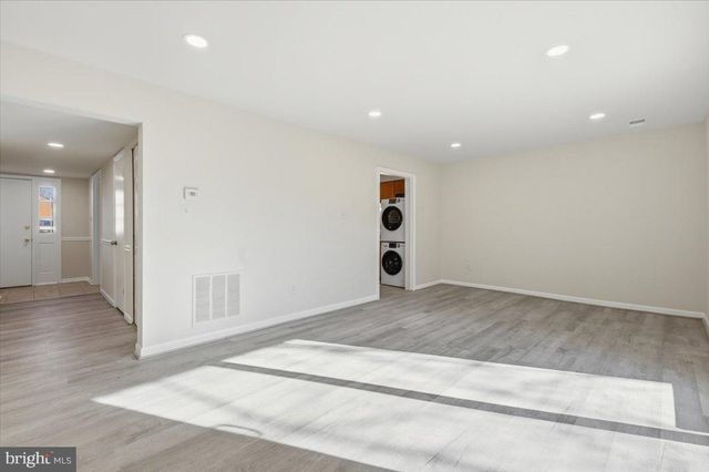 1023-A MARGATE CT, Sterling, VA 20163