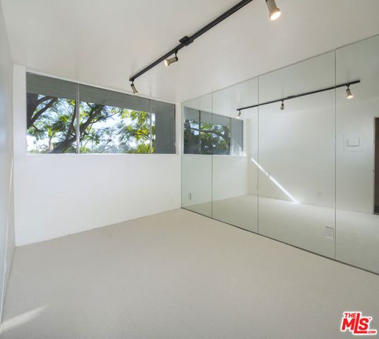 11699 Brookhaven Avenue 2, Los Angeles, CA 90064