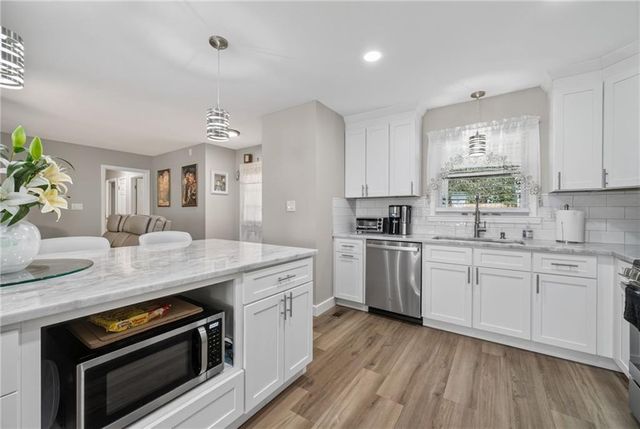 3520 Camelot Court, Loganville, GA 30052