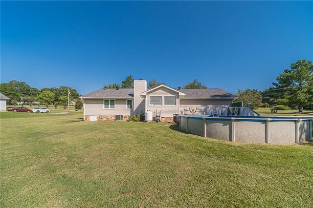 3520 Camelot Court, Loganville, GA 30052