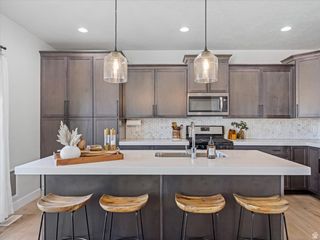 2773 W LACEWOOD DR, Salt Lake City, UT 84129