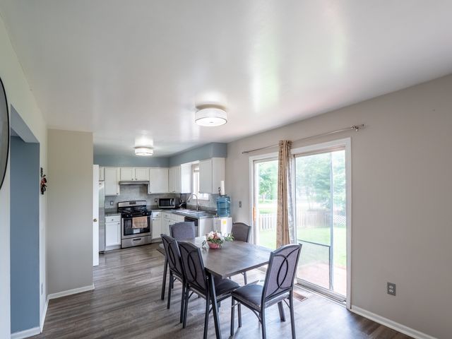 22163 W Plymouth Court, Plainfield, IL 60544