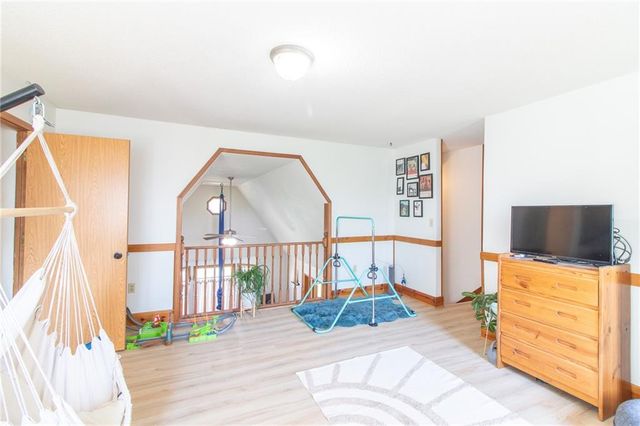 209 E 17th Street, Holden, MO 64040