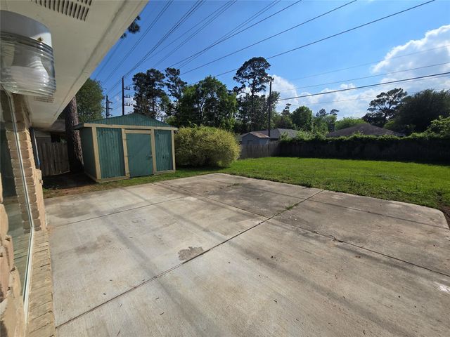 22027 Rockgate Drive, Spring, TX 77373