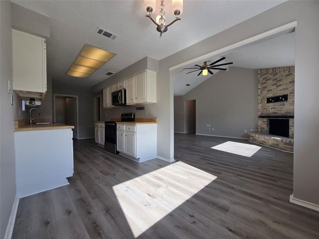 22027 Rockgate Drive, Spring, TX 77373