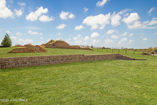 5010 SILO HILL LANE, Jefferson City, MO 65101