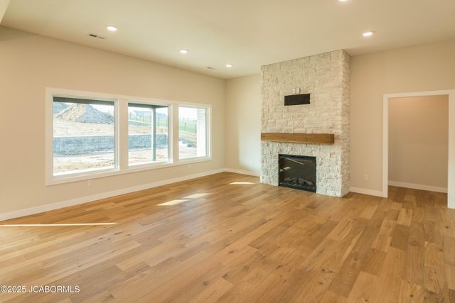 5010 SILO HILL LANE, Jefferson City, MO 65101