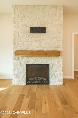 5010 SILO HILL LANE, Jefferson City, MO 65101