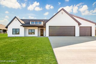 5010 SILO HILL LANE, Jefferson City, MO 65101