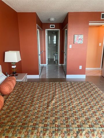 400 ISLAND WAY 711, Clearwater Beach, FL 33767