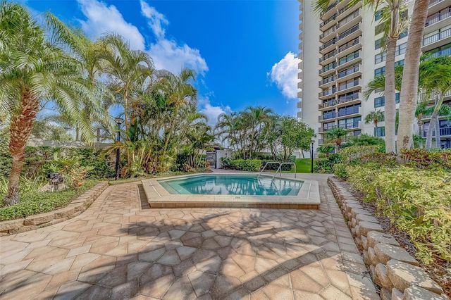 400 ISLAND WAY 711, Clearwater Beach, FL 33767