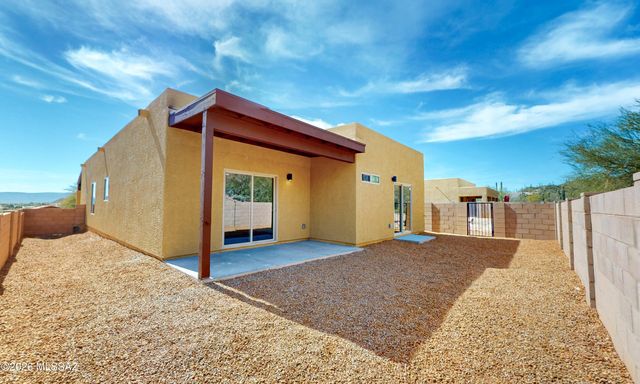 2986 W Touring Place, Tucson, AZ 85746