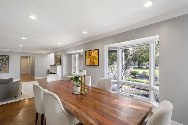 3221 Morse Ave, Sacramento, CA 95821