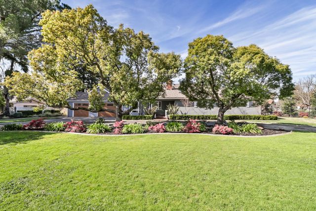 3221 Morse Ave, Sacramento, CA 95821