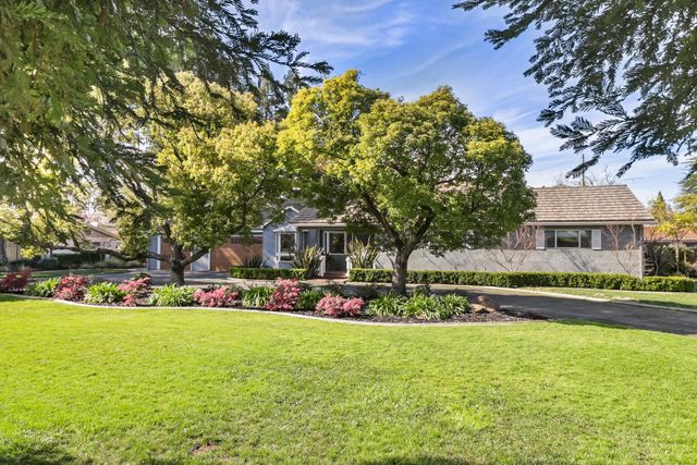 3221 Morse Ave, Sacramento, CA 95821