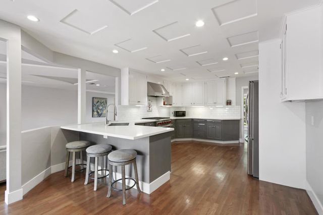 3221 Morse Ave, Sacramento, CA 95821