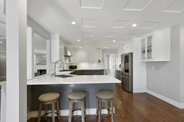 3221 Morse Ave, Sacramento, CA 95821