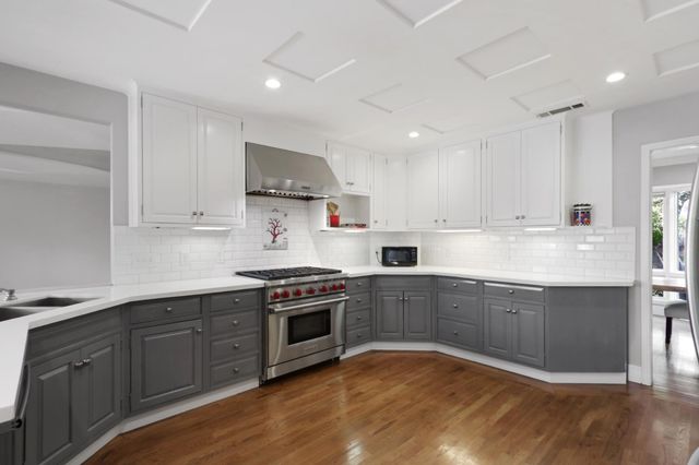 3221 Morse Ave, Sacramento, CA 95821