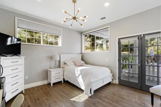 3221 Morse Ave, Sacramento, CA 95821