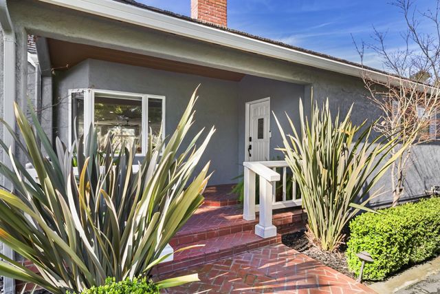 3221 Morse Ave, Sacramento, CA 95821