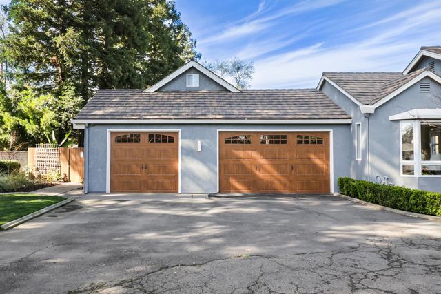 3221 Morse Ave, Sacramento, CA 95821