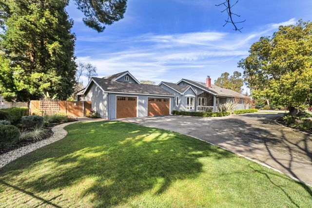 3221 Morse Ave, Sacramento, CA 95821