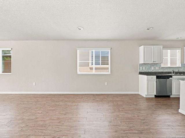 10203 Relic Oaks, San Antonio, TX 78240