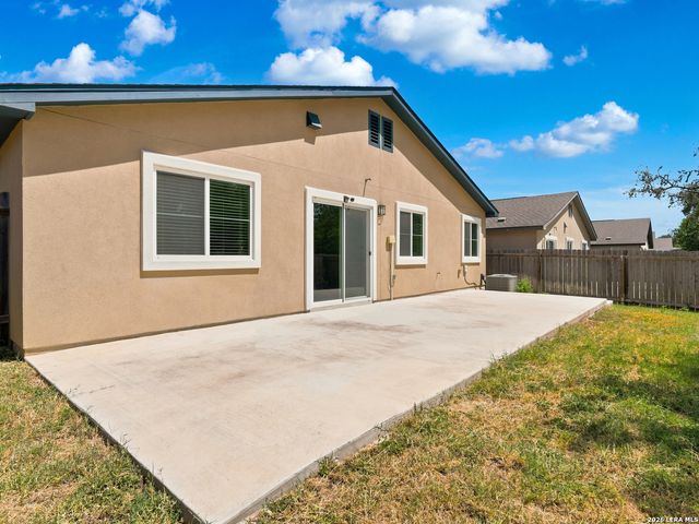 10203 Relic Oaks, San Antonio, TX 78240