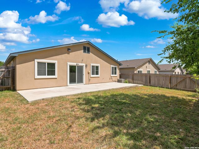10203 Relic Oaks, San Antonio, TX 78240