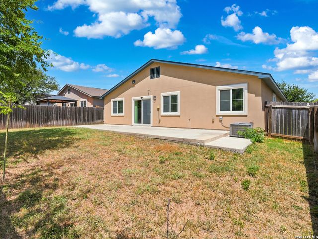 10203 Relic Oaks, San Antonio, TX 78240