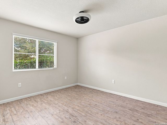 10203 Relic Oaks, San Antonio, TX 78240