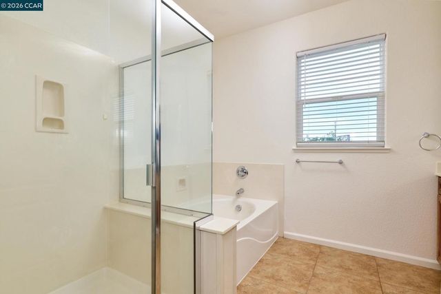 18 Outer Banks Pl, Sacramento, CA 95835