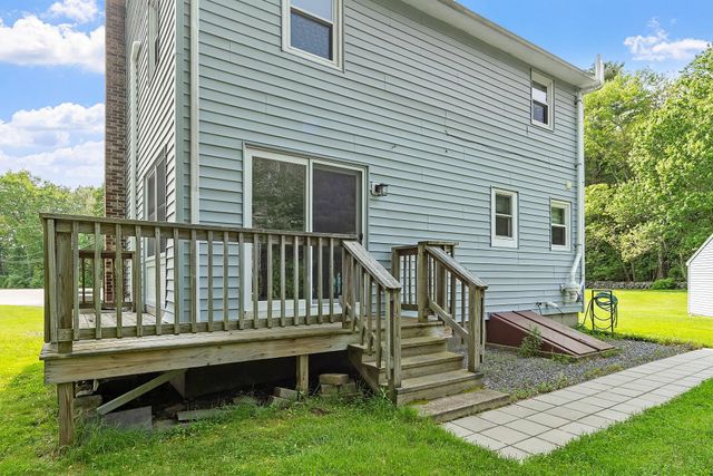 5 Rocky Circle, Derry, NH 03038
