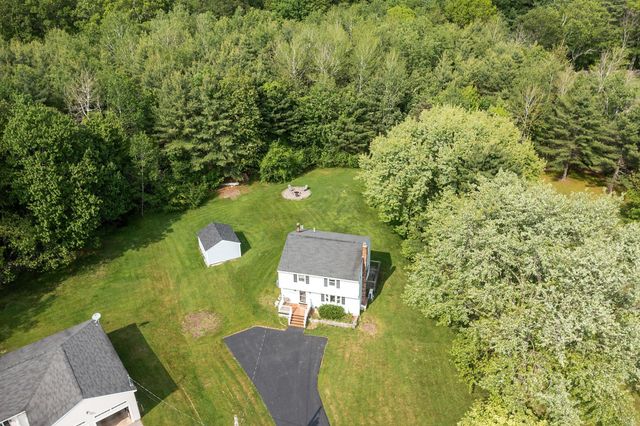 5 Rocky Circle, Derry, NH 03038