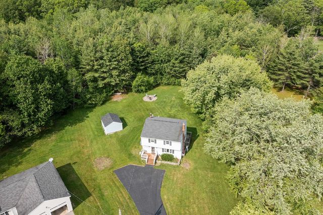 5 Rocky Circle, Derry, NH 03038