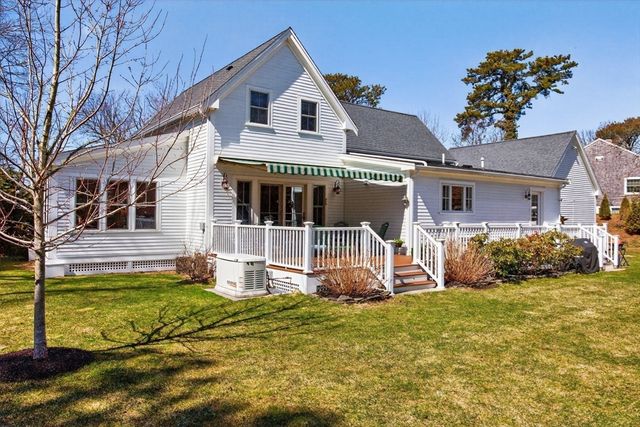 70 Old Queen Anne Rd, Chatham, MA 02633