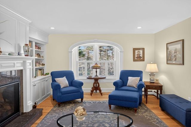 70 Old Queen Anne Rd, Chatham, MA 02633