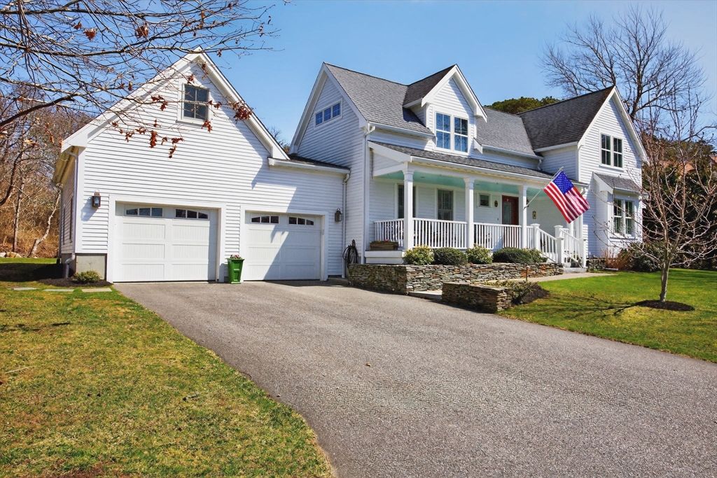 70 Old Queen Anne Rd, Chatham, MA 02633