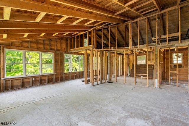 19 Lake Grinnell Ln, Sparta Twp., NJ 07871