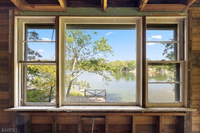 19 Lake Grinnell Ln, Sparta Twp., NJ 07871