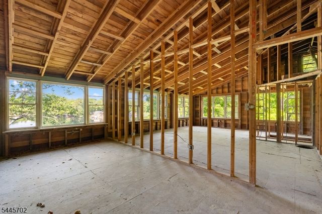 19 Lake Grinnell Ln, Sparta Twp., NJ 07871